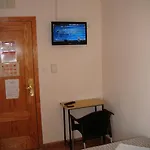 Santa Ana Hotel *