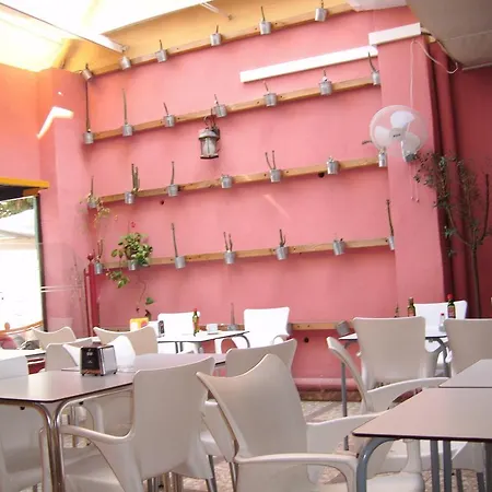 ホテル Santa Ana *