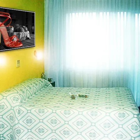 Santa Ana * エルダ