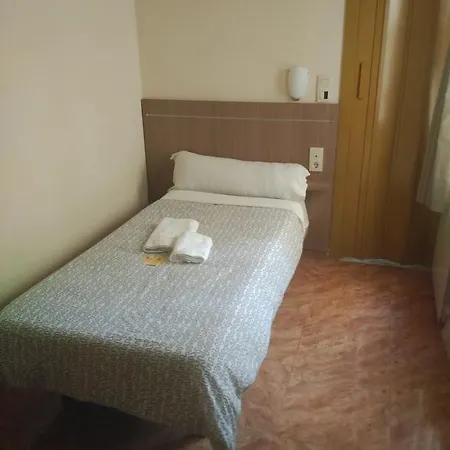 ホテル Santa Ana エルダ