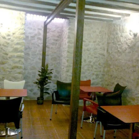 Santa Ana Hotel *