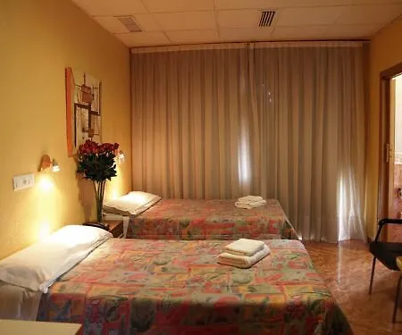 Santa Ana Hotel *