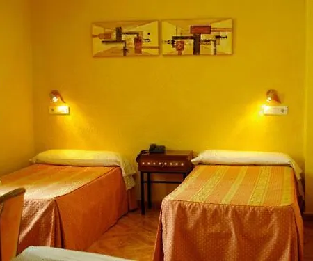 Hotel Santa Ana *